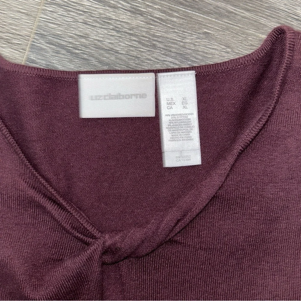liz claiborne XL Long Sleeve Shirt With Detail At Neckline